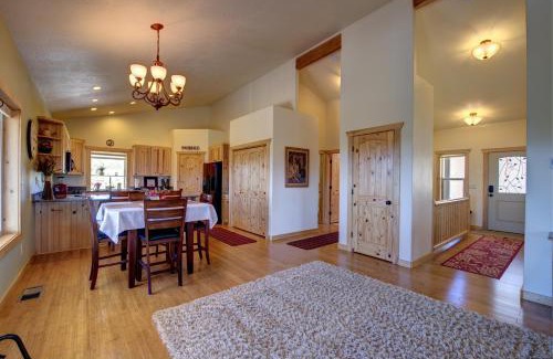 Mammoth Creek Haus | Ridgetop Hideaway