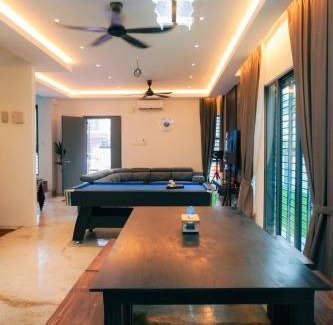 Jenjarom Villa | Rimbayu 4Br-20guest#EventHouse#pooltable