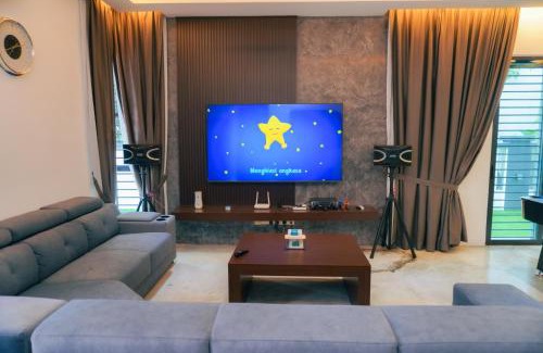 Jenjarom Villa | Rimbayu 4Br-20guest#EventHouse#pooltable