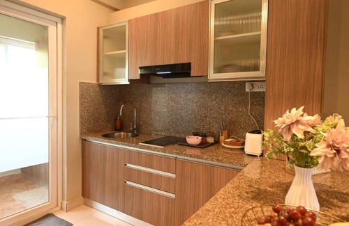 Nerul Wohnung | Ripples:Pool facing/RiverView/7 mins to Coco Beach