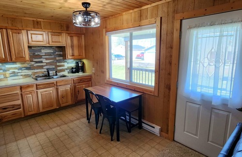 White Cloud Hütte | River Bend Cottage