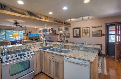 Durango - Purgatory Kabine | River Front Cabin on 1 acre - 14 Minutes to Downtown Durango