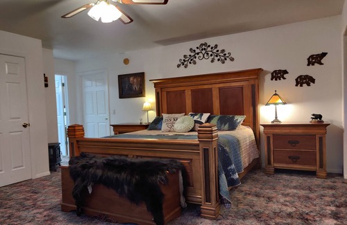 Glacier Country Sonstige | River Ranch Farmhouse, 2 miles from Quinn's Hot Springs!