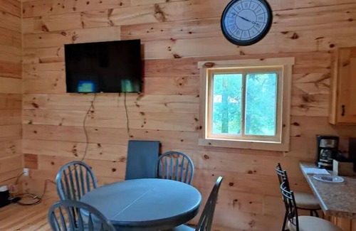 Muscoda Kabine | River Road Retreat