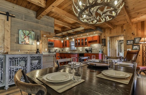 Rivers Edge Kabine | River Time | Ellijay, GA