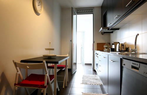 Centro / Baixa Wohnung | River View 2 Schlafzimmer Apartment