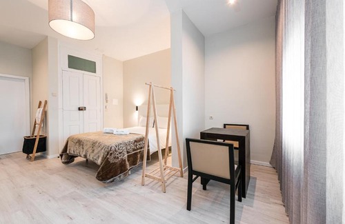 Santa Marinha Wohnung | River View Building