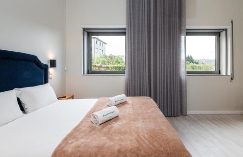 Santa Marinha Wohnung | River View Building