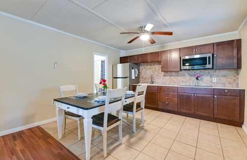 Edenton Eigentumswohnung | Riverfront Edenton Condo w/Porch & Boat Ramp!