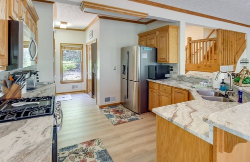 East Ellijay Haus | NEW! Riverfront Ellijay Home w/ Game Room & Grill!