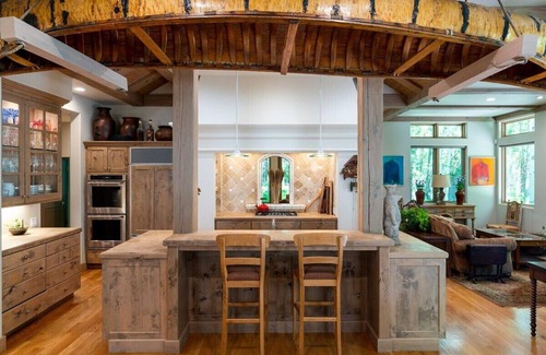 Sun Valley Haus | Riverfront Rainbow Bend Estate with Hot Tub