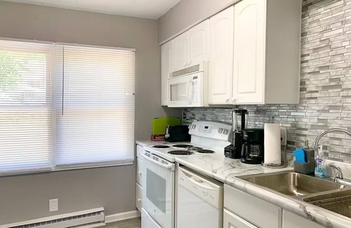 Yorkville Wohnung | Riverfront/RW Waterpark/Kayak & Canoe/Fishing/Free WIFI/ Comfy beds