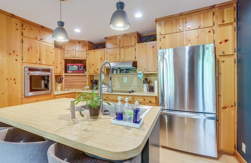 Shelby Haus | Riverfront Shelby Home w/ Private Boat Dock!