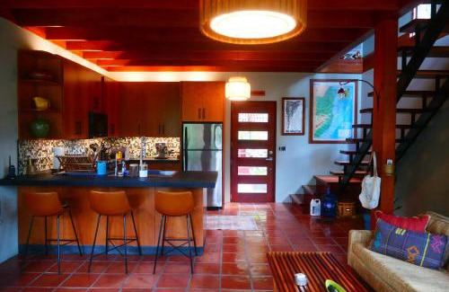San Ignacio Haus | RiverHill Hideaway