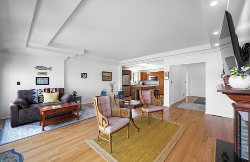 Toledo Haus | Riverside Calm, an entire house for you directly on the Maumee River.