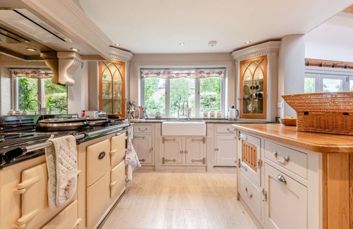 Wareham Haus | Riverside Cottage - Wareham