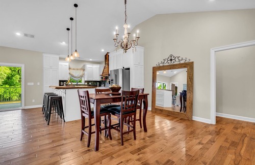 Columbus Haus | Riverside Getaway by OneHometown Getaways