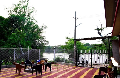 Dandeli Haus | Riverside homestay