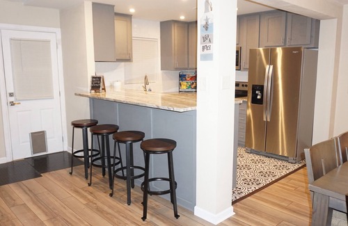 Kingston Haus | Riverside Island Bungalow