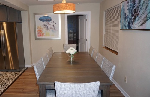 Kingston Haus | Riverside Island Bungalow