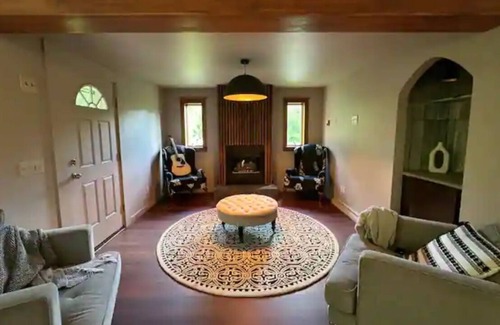 Massillon Haus | Riverside Slumber Party Vibes