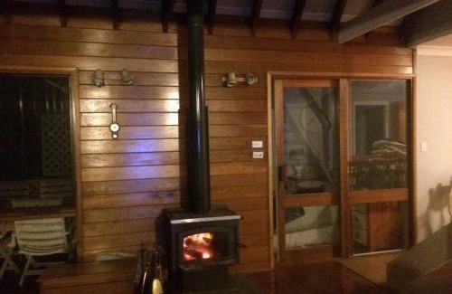 Bar Point Haus | Riviera on Hawkesbury An island style escape