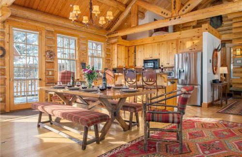 Granite Ridge Villa | RMR: Granite Ridge Cabin 7608 in Teton Village