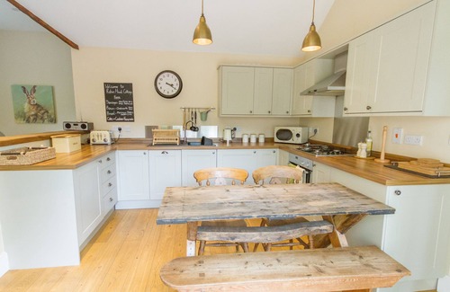 Beeley Bed & Breakfast | Robin Hood Farm B&B