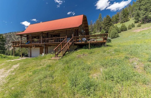 Drummond Kabine | Rock Creek Cabin Hideaway with Stunning Views!