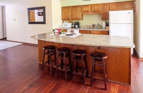 West Shore Haus | Rock Creek Loft Guest House neben dem Lake Perry