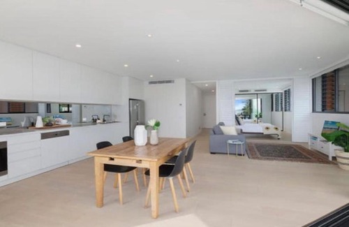 Terrigal Haus | Rockpool 101 - In the heart of Terrigal