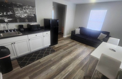 Lake Ozark Hotel | Rockwood Resort Motel