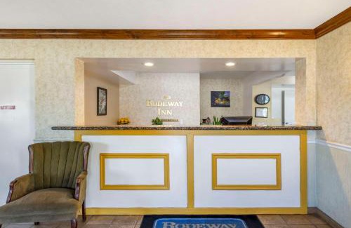 Carson City Hotel | Rodeway Inn at Nevada State Capitol