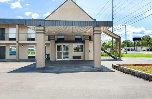 Oxford Hotel | Rodeway Inn Oxford