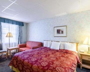 Williamsburg Hotel | Rodeway Inn Williamsburg Edge District