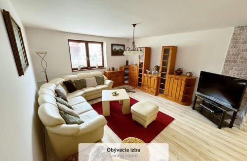 Velky Slavkov Haus | Rodinný dom "Ako doma"