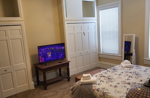 Joffre Sonstige | Rolling Acres Farm