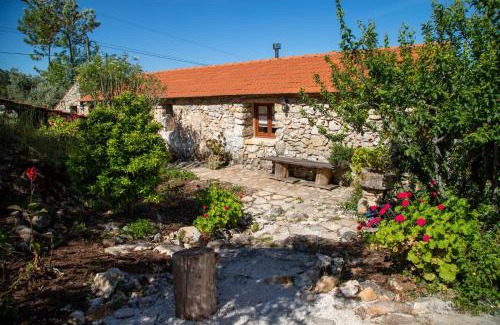 Alqueidao da Serra Haus | Roman Road House