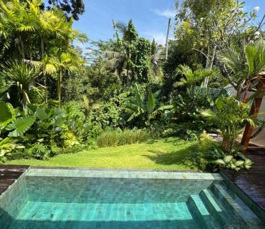 Kedewatan Villa | Romansa villa