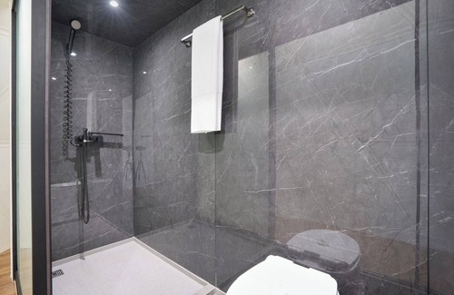 Potrero Hotel | Romantic Escape, Private Hot Tub, Gameroom, Near Beach, Exotic Birds, A/C