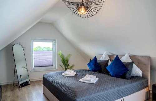 Rheda-Wiedenbruck Wohnung | Roof-Suite 03 I Aufzug I Smart-TV I Balkon I WiFi