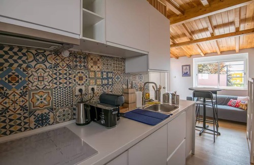 Santa Isabel Wohnung | ROOFTOP Studio with terrace and view by Amoreiras
