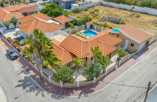 Sero Grandi Haus | Rooi Koochi 29B