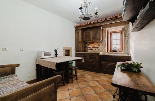 Pitoes das Junias Wohnung | Zimmer 'Duplo - 4' mit gemeinsamer Terrasse und Wi-Fi
