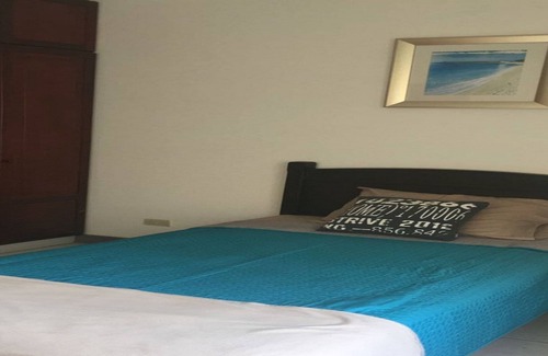 Ciudad Cariari Wohnung | Zimmer in einem Haus / Raum zu Hause
