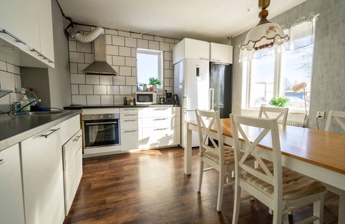 Ursviken Villa | Room in a Villa