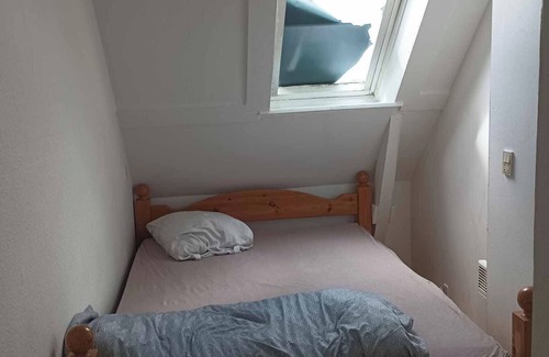 Koge Haus | Room in Guest Room - North Beach Inn Guesthouse
