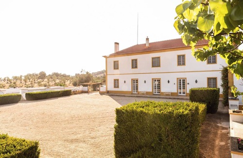 Cabeco de Vide Wohnung | Zimmer 'Quarto Duplo Com Casa De Banho Privativa 6' mit Gemeinschaftspool, Wi-Fi und Klimaanlage