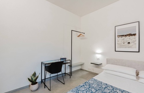 Marsala Haus | Room 'Scirocco' with Shared Garden, Wi-Fi and Air Conditioning