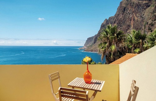 Jardim do Mar Wohnung | Zimmer 'Suite Bela Vigia 1' mit Gemeinschaftspool, Gemeinschaftsgarten und Wi-Fi